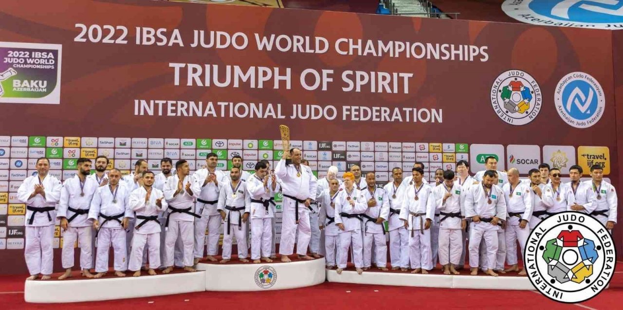 İzmir’in milli sporcuları Paris yolunda