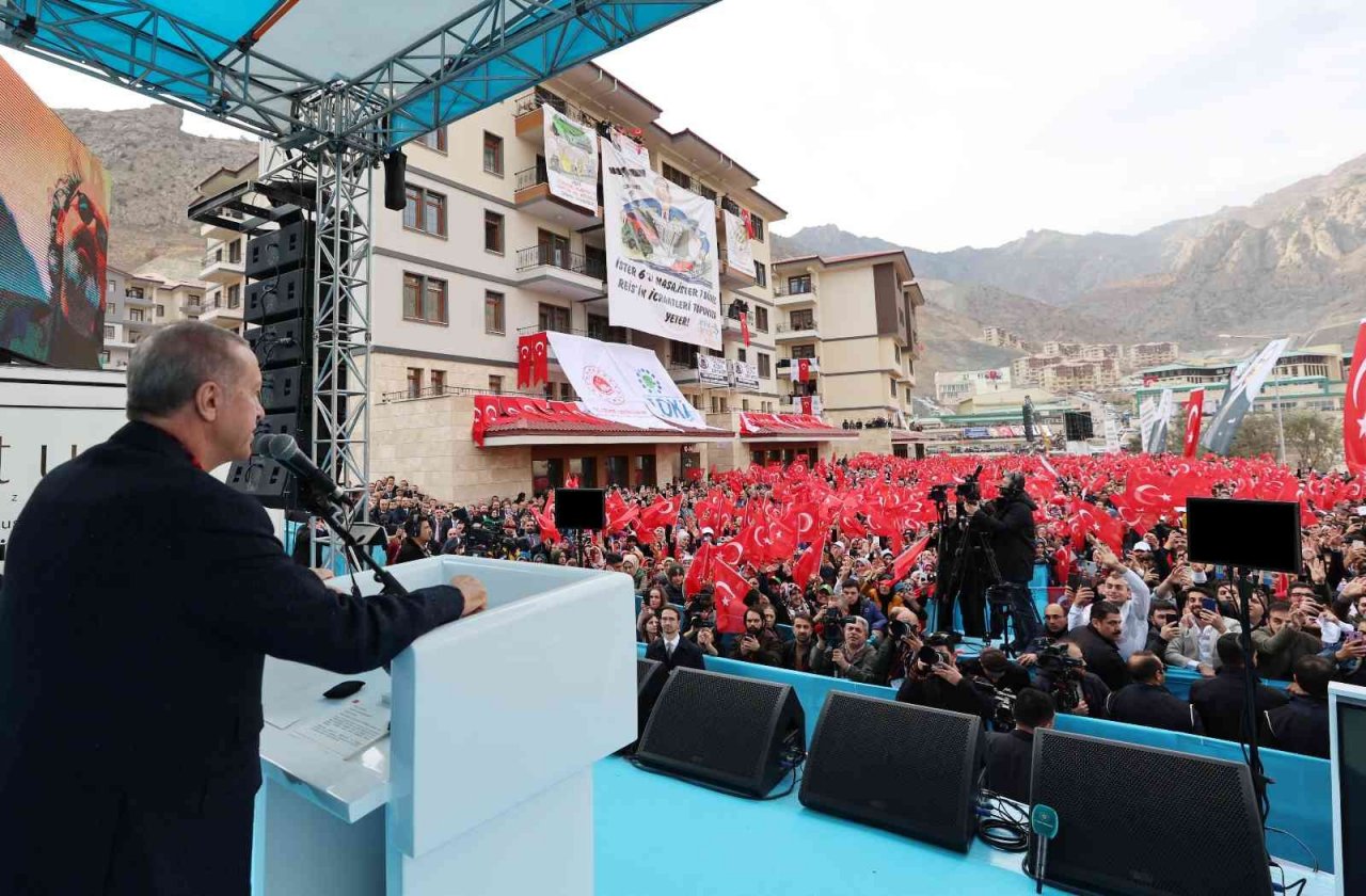 Cumhurbaşkanı Erdoğan: “Ülkemiz sınırlarına ve vatandaşlarına yönelik saldırıların kaynakları bellidir”