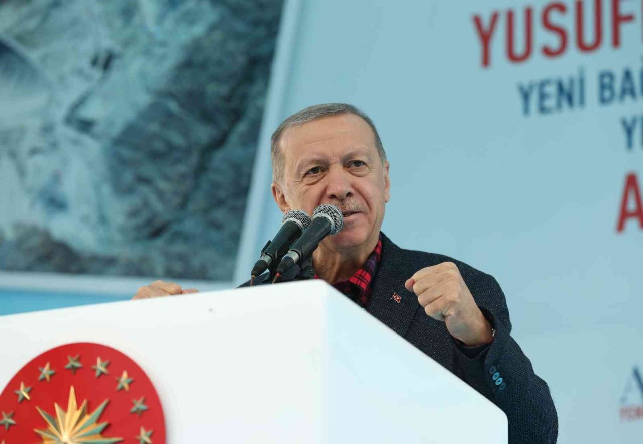 Cumhurbaşkanı Erdoğan: “Ülkemiz sınırlarına ve vatandaşlarına yönelik saldırıların kaynakları bellidir”