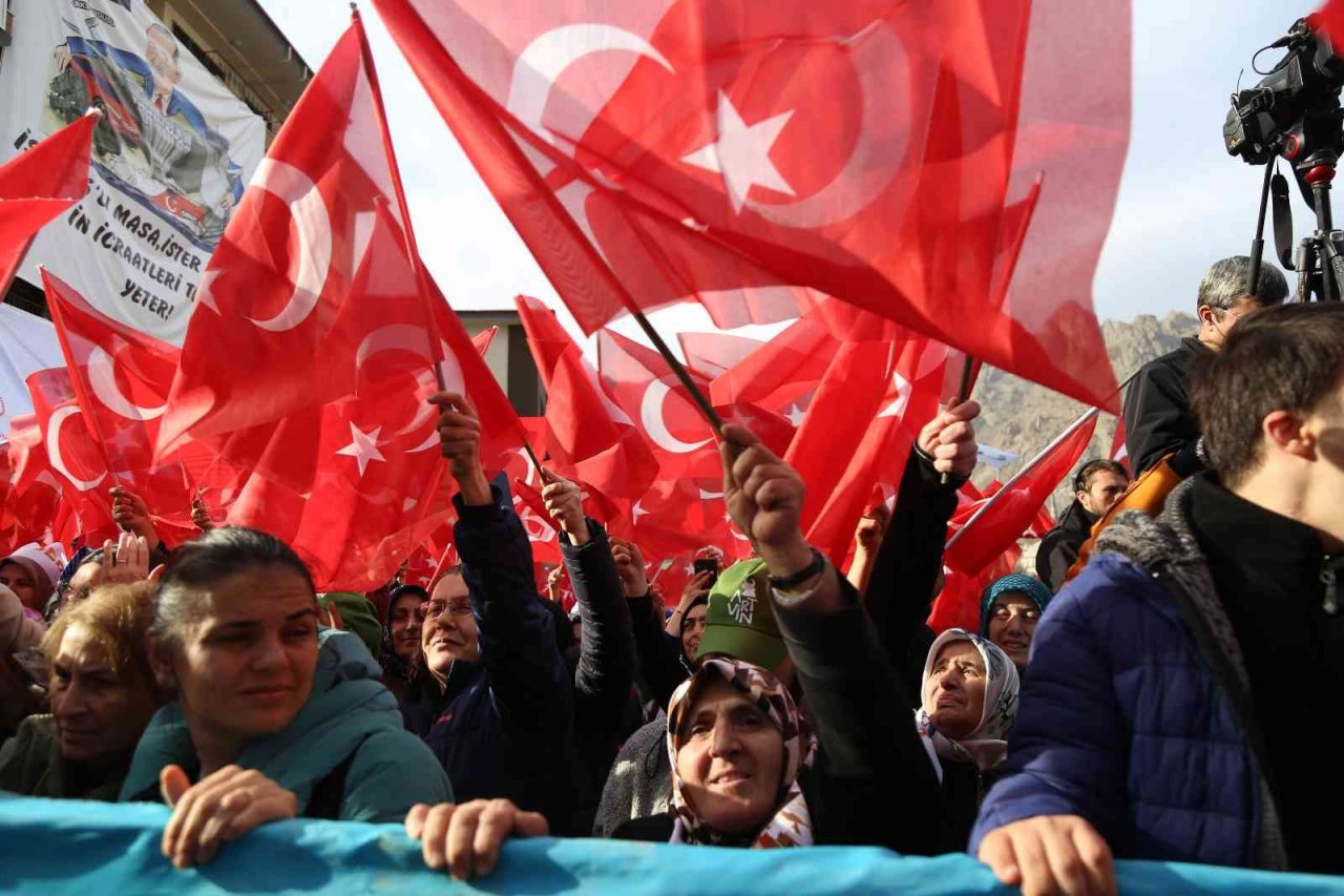 Cumhurbaşkanı Erdoğan: "Cumhuriyet tarihinin en gurur verici eseri"