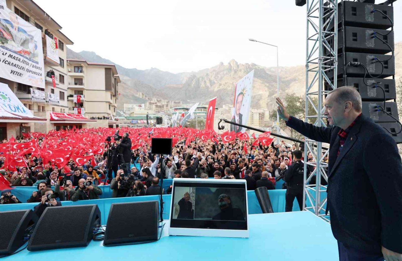 Cumhurbaşkanı Erdoğan: “Ülkemiz sınırlarına ve vatandaşlarına yönelik saldırıların kaynakları bellidir”