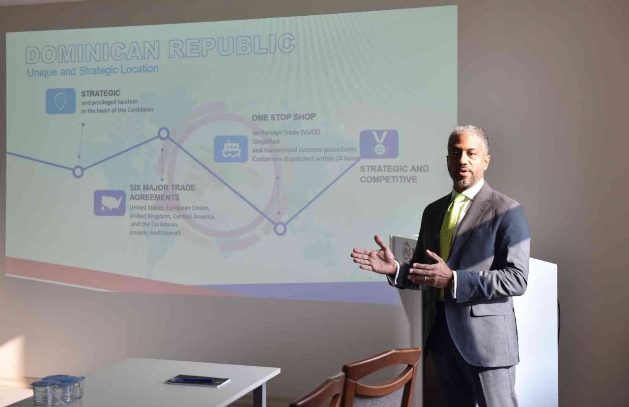 Türk işadamlarına Dominik’e yatırım çağrısı