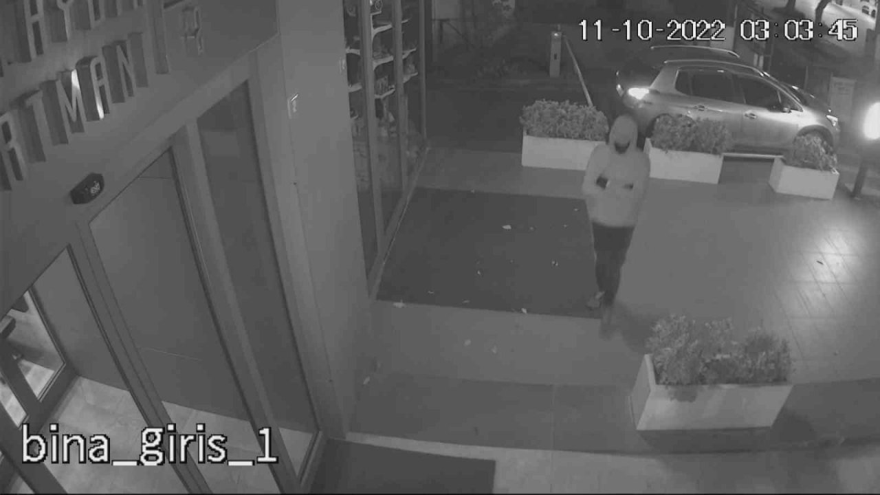 Kadıköy’de ünlü modacıya 4 milyonluk hırsızlık şoku