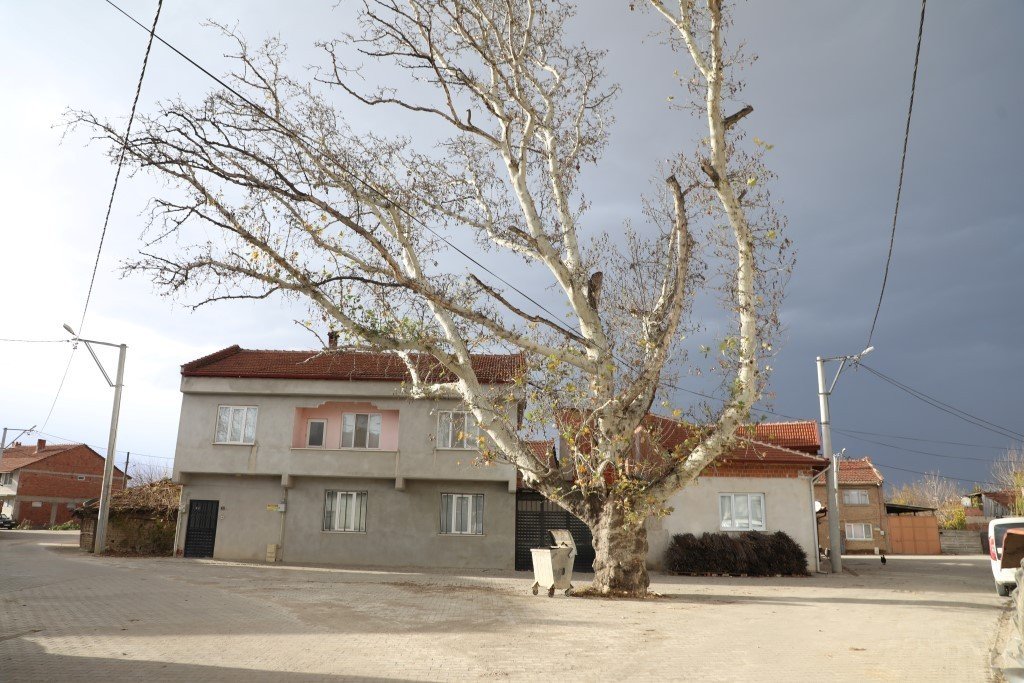 İnegöl Şipali Mahallesi’nde tüm yollar yenileniyor