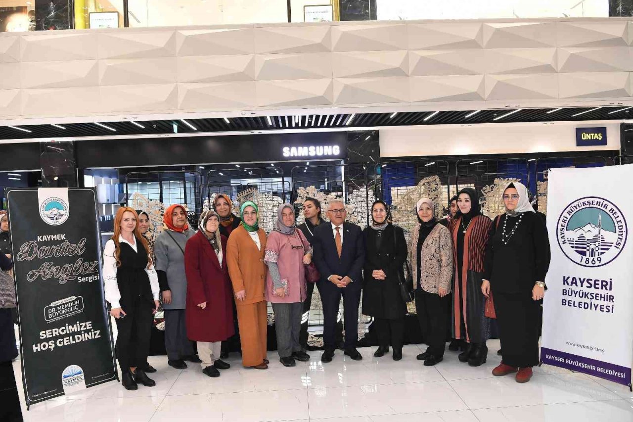 Başkan Büyükkılıç, ‘Dantel Anglez El Sanatları Sergisi’nin açılışını yaptı