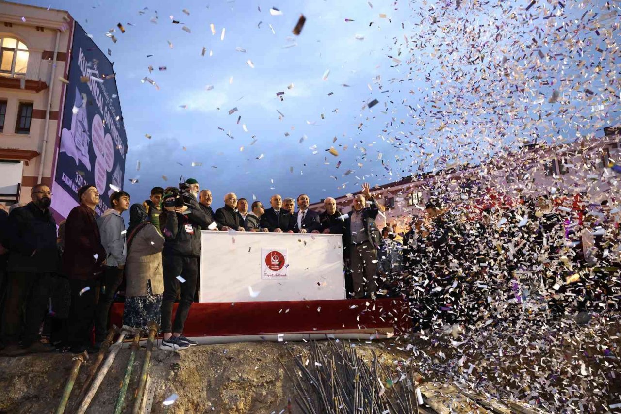 Keçiören Kanuni Mahallesi’ne yeni nesil semt pazarı