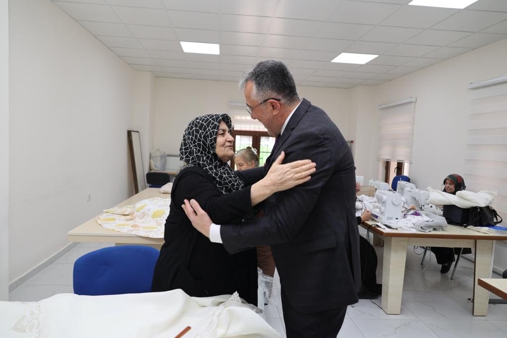 KAÇEM’de kadınlar öğrenmeye ve üretmeye devam ediyor