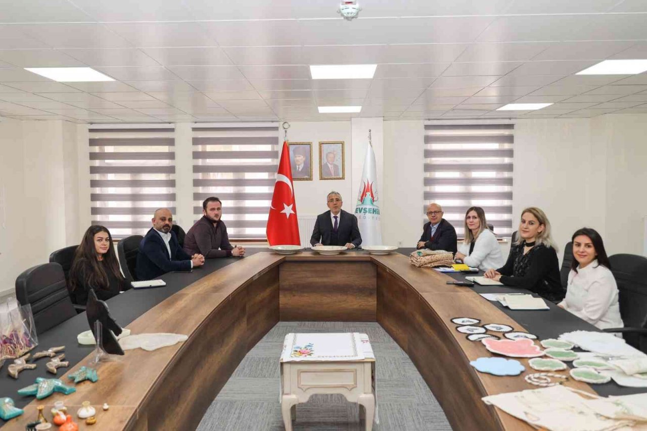 KAÇEM’de kadınlar öğrenmeye ve üretmeye devam ediyor