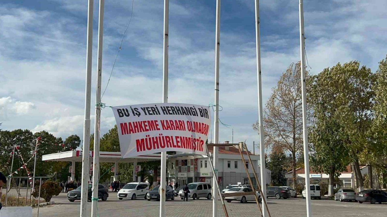 Yolun kapatılacağı ihbarına jandarmadan robocoplu önlem