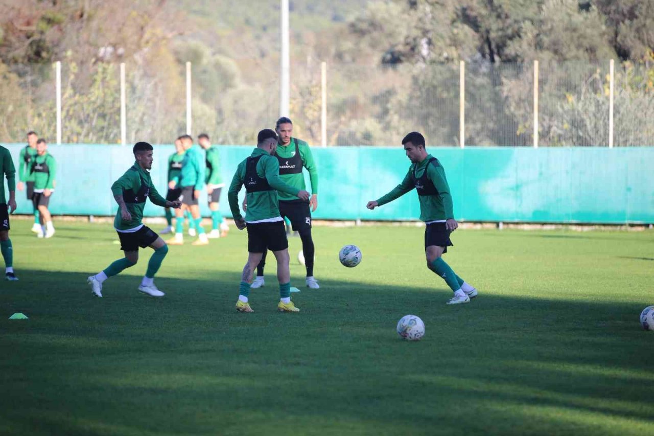 Bodrumspor zirve mücadelesine ortak olmak için galibiyete odaklandı