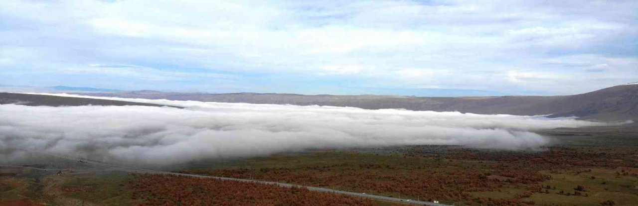 Güroymak’ta oluşan sis bulutu görsel şölen sunuyor