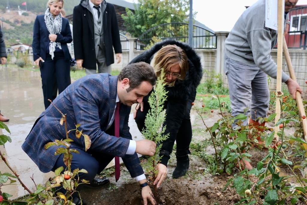 24 Kasım Öğretmenler Günü Muğla’da kutlanıyor