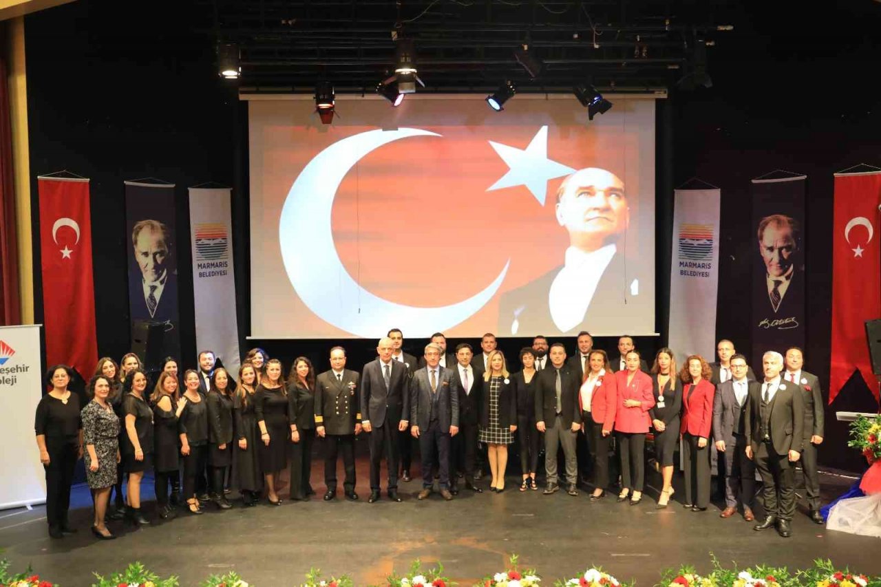 Marmaris’te Öğretmenler Günü düzenlenen törenle kutlandı