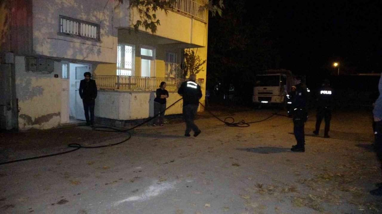 Söndürülmeyen köz yangına neden oldu