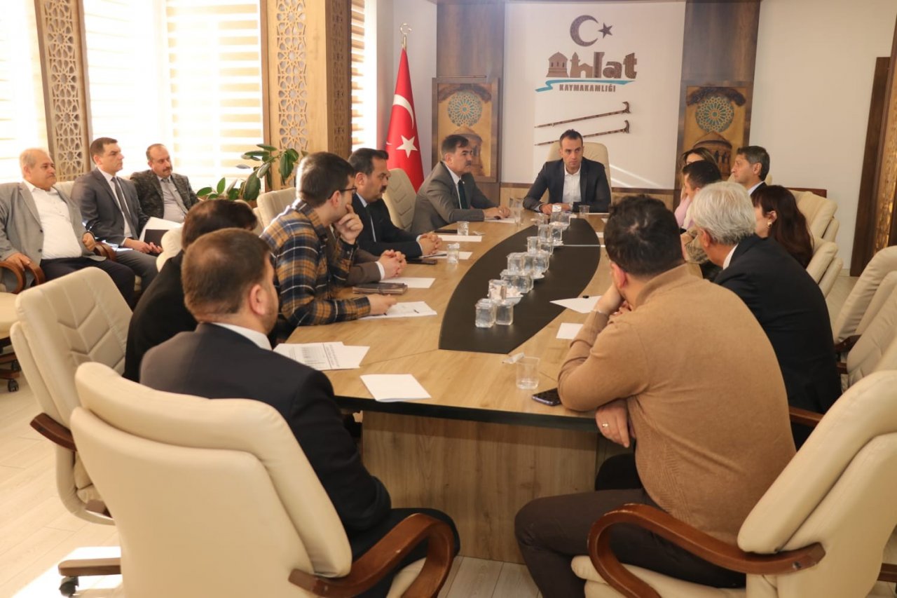 Ahlat’ta kadına yönelik şiddetle mücadele toplantısı düzenlendi