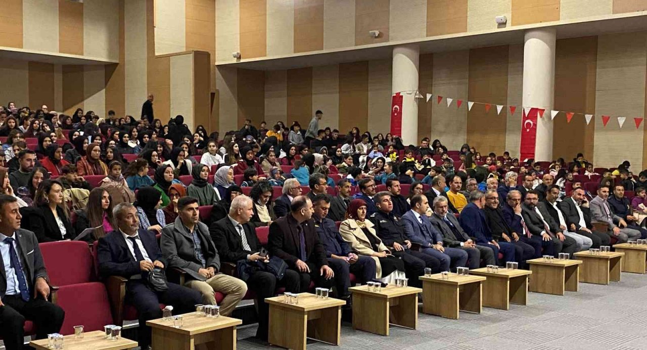 Kulu’da 24 Kasım Öğretmenler Günü kutlandı