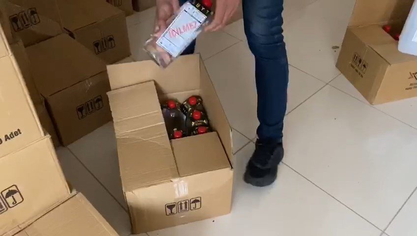 Yılbaşı öncesi insanları zehirleyeceklerdi..Sahte içkilere el konuldu