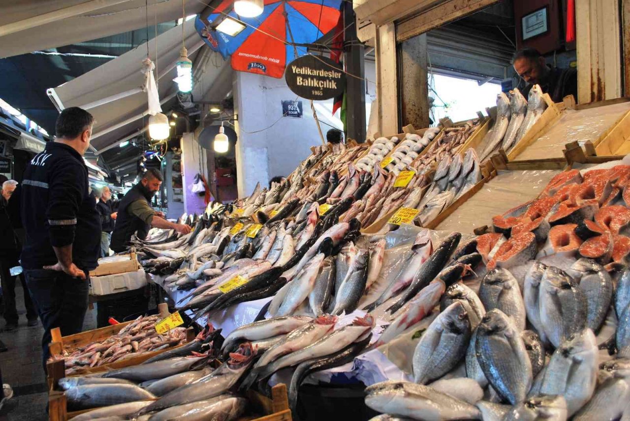 Balık fiyatlarından alan memnun, satan memnun