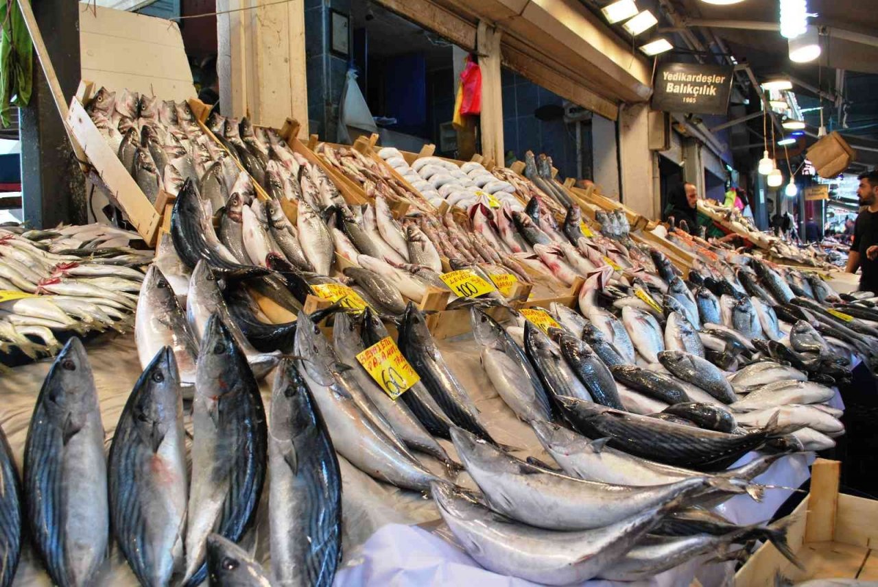 Balık fiyatlarından alan memnun, satan memnun