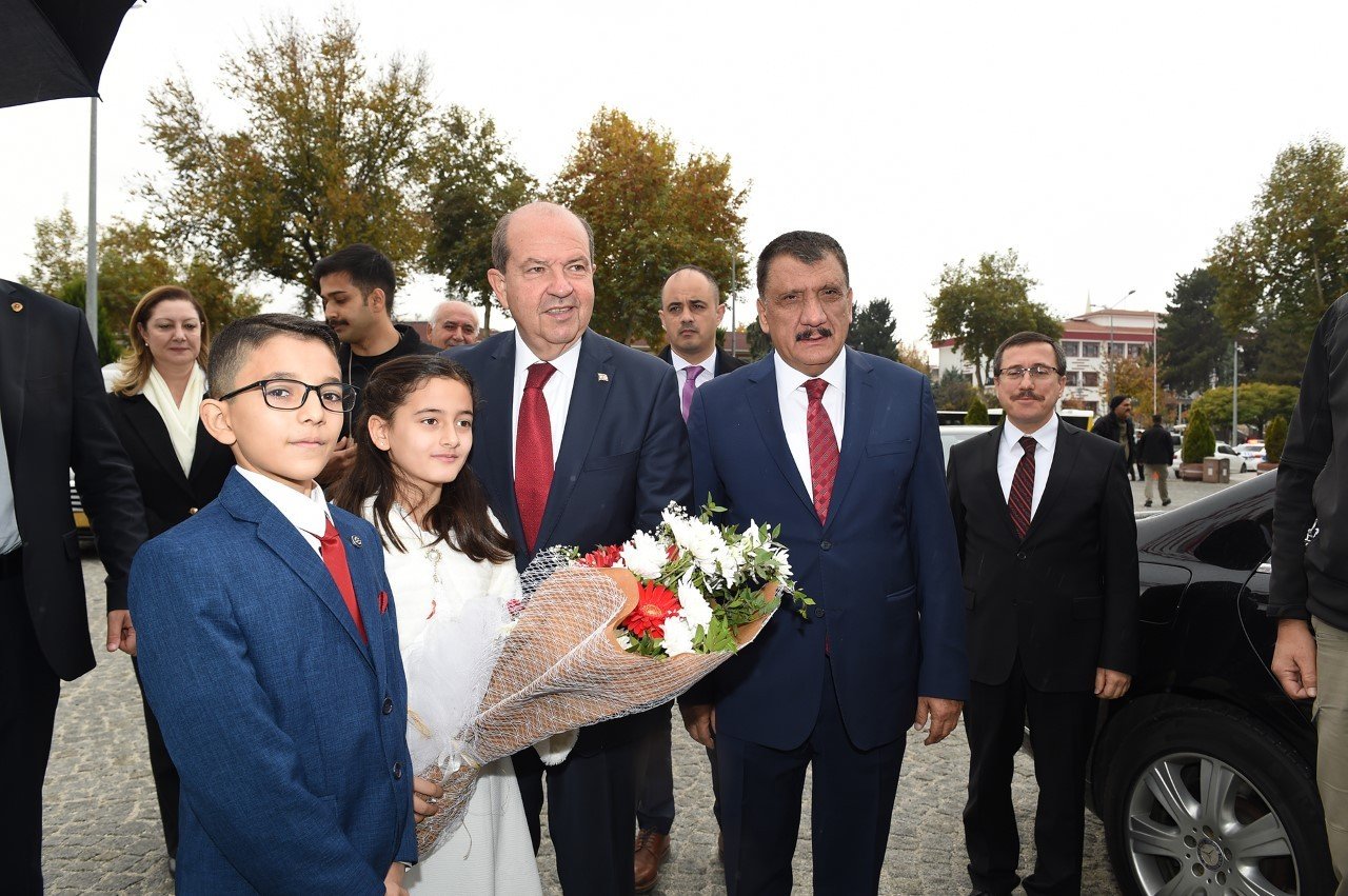 KKTC Cumhurbaşkanı Ersin Tatar’a Malatya’da sıcak karşılama