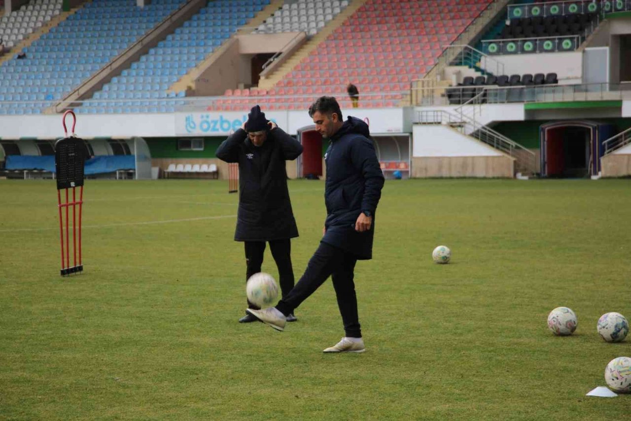 Sivas Belediyespor’da Erzincan mesaisi