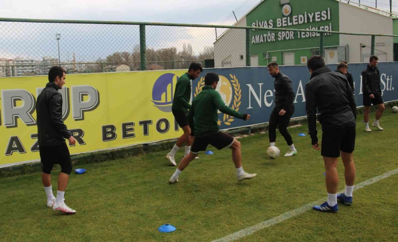 Sivas Belediyespor’da Erzincan mesaisi