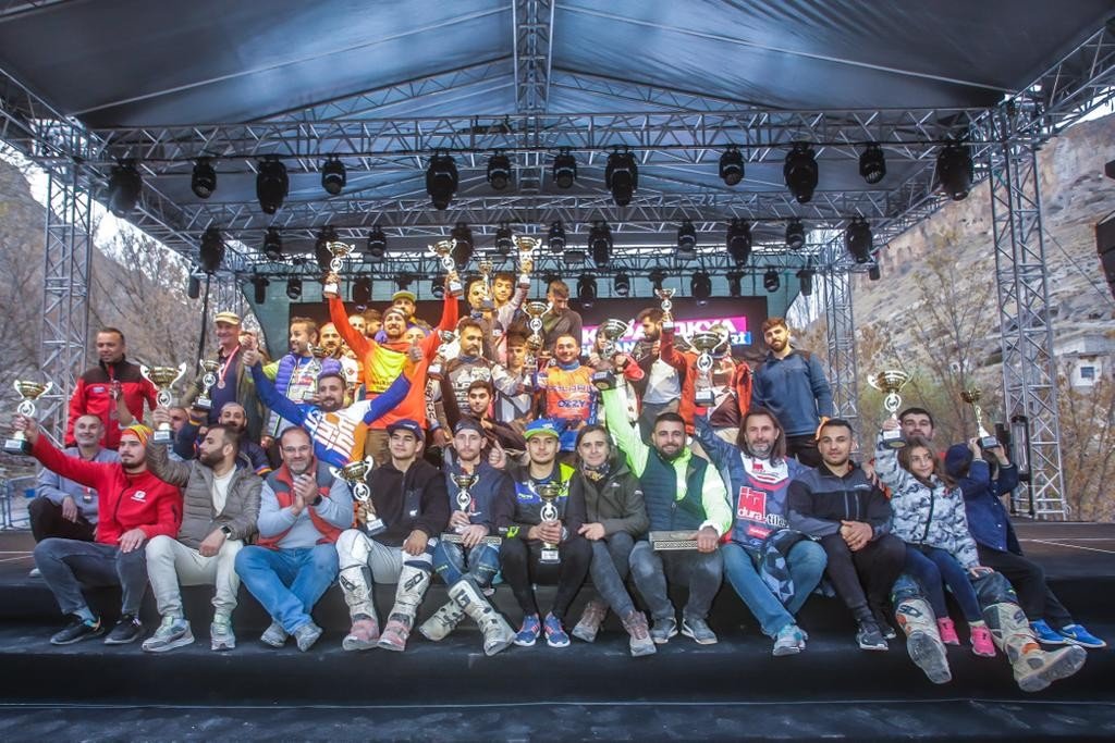 Bilecikli motosiklet tutkunu, Türkiye Enduro ve ATV Şampiyonası’nda Türkiye Şampiyonu oldu
