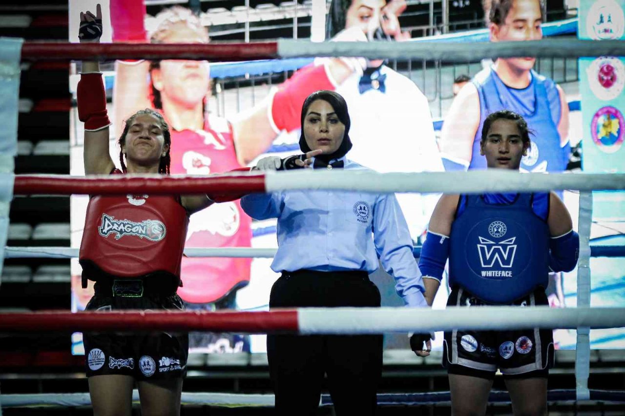 Antalya Muaythai Açık Kupası’nda minik sporcular ümit verdi