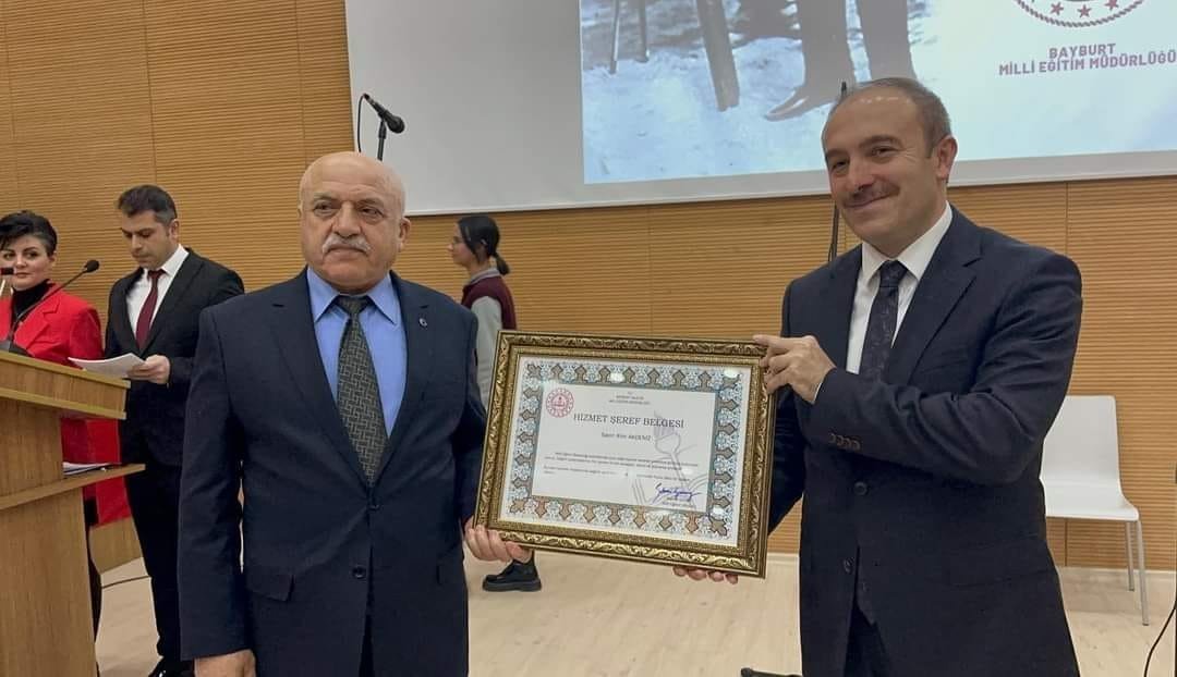 Bayburt’ta Öğretmenler Günü coşkuyla kutlandı