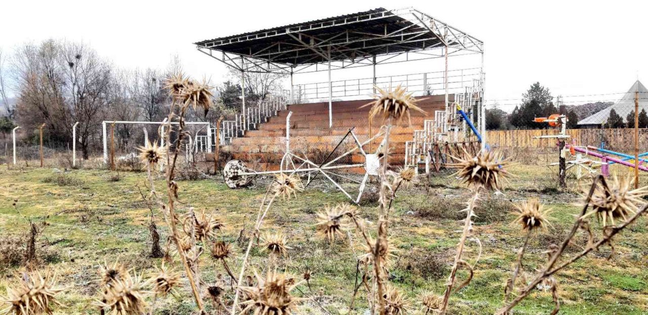 Futbol sahasıydı, atıl arazi oldu