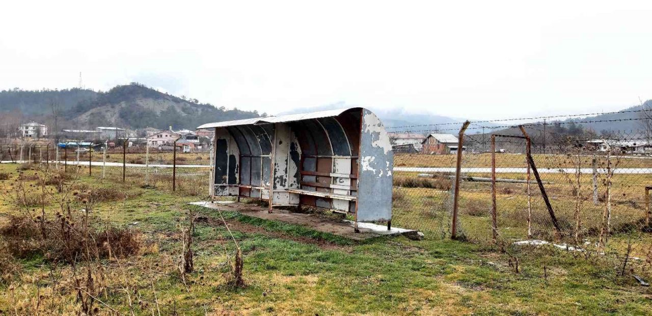 Futbol sahasıydı, atıl arazi oldu