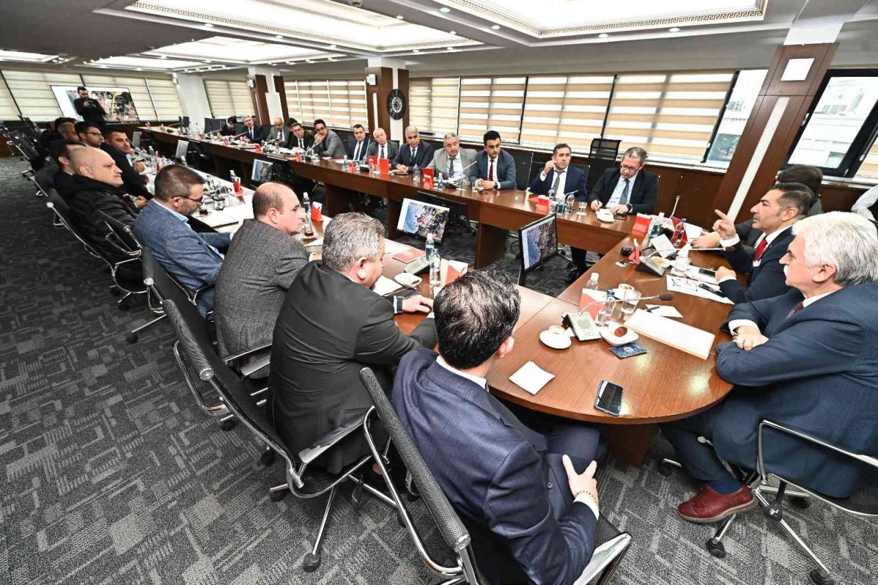 DTO Başkanı Erdoğan demiryolu taşımacılığı sorununa el attı