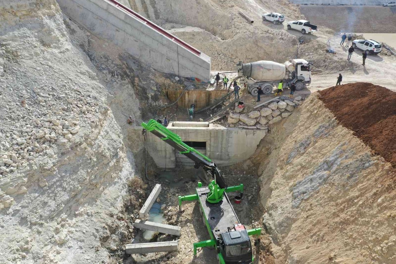 DSİ Genel Müdürü Akca: “Aksıfat Barajı, Mersin’in Silifke ve Erdemli ilçelerine yıllık 8,3 hm küp içme suyu sağlayacak”