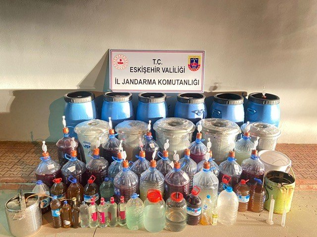 Jandarmadan uyuşturucu ve kaçakçılık operasyonları