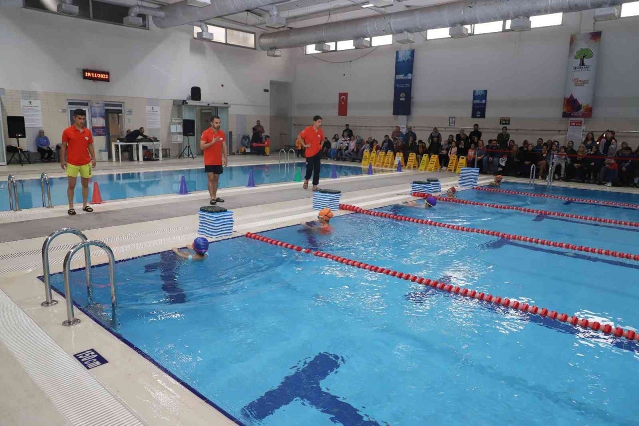 Geleceğin dünya şampiyonları ilk aşamayı tamamladı