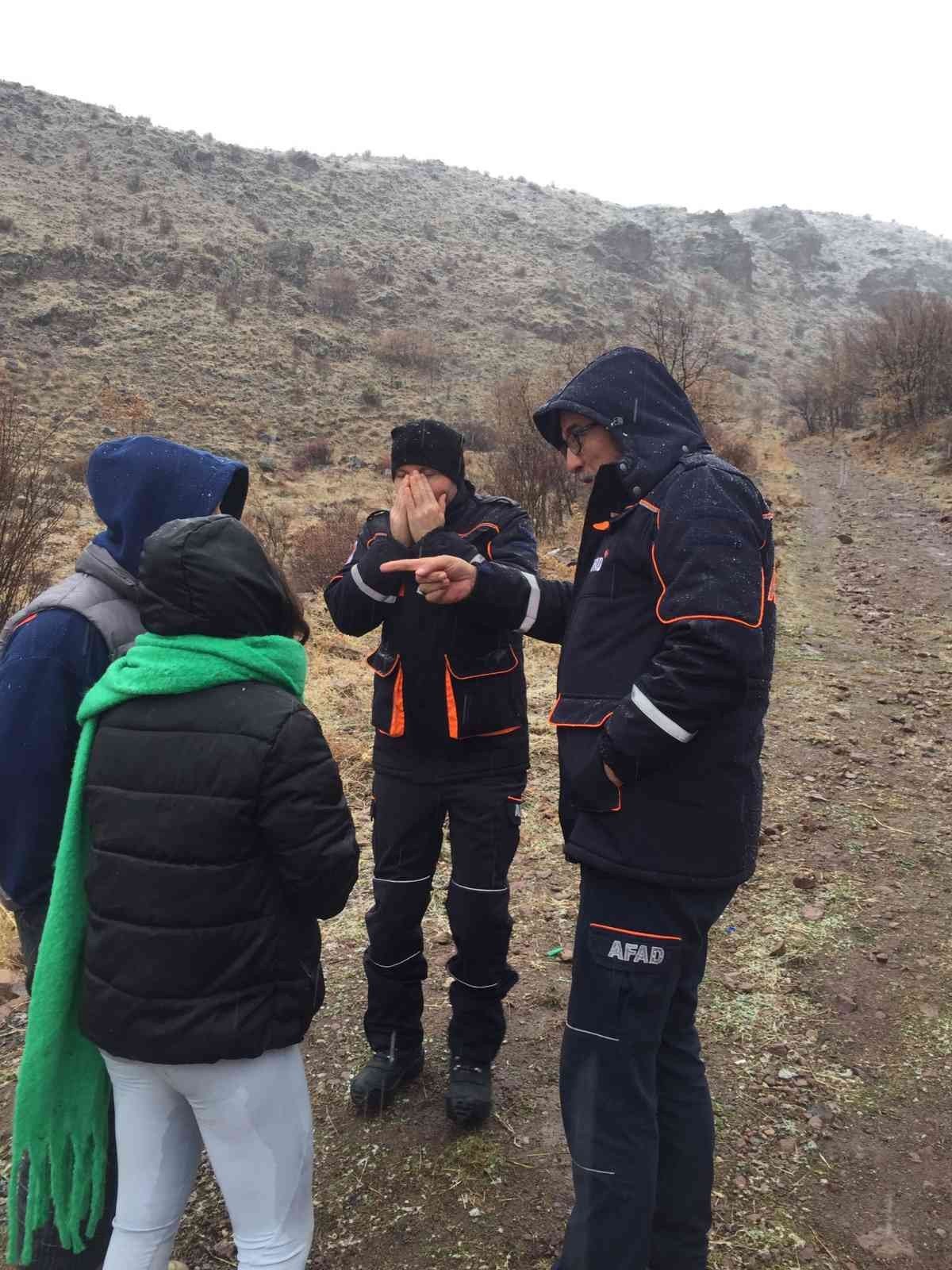 Yürüyüş yaparken kayboldular