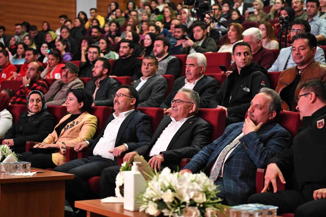 Başkan Büyükkılıç’tan öğretmenlere: “Bizim her şeyimizsiniz, iyi ki varsınız”