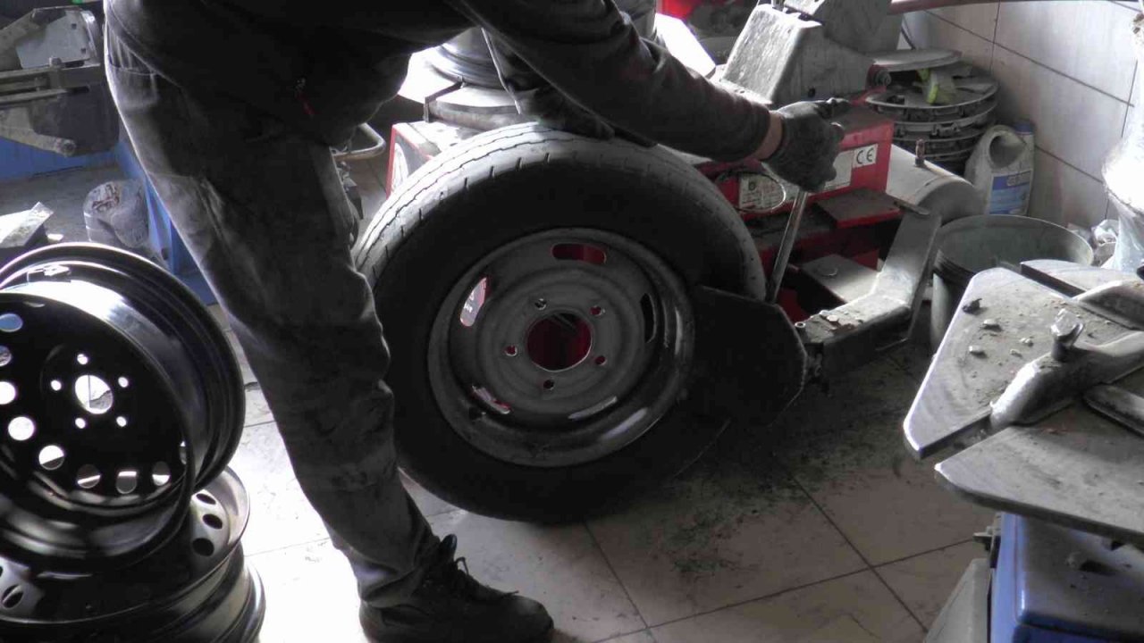 Kışlık lastik için son günü beklemeyin