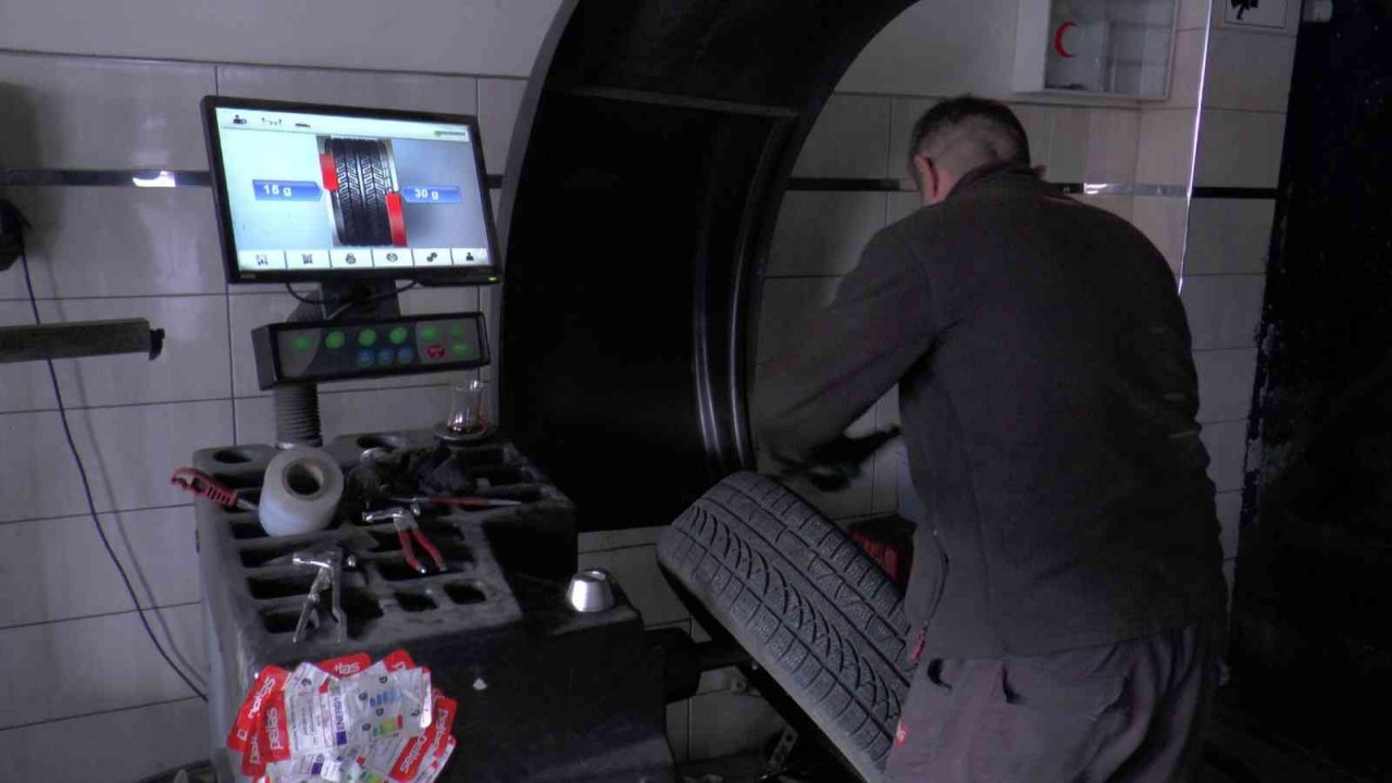 Kışlık lastik için son günü beklemeyin