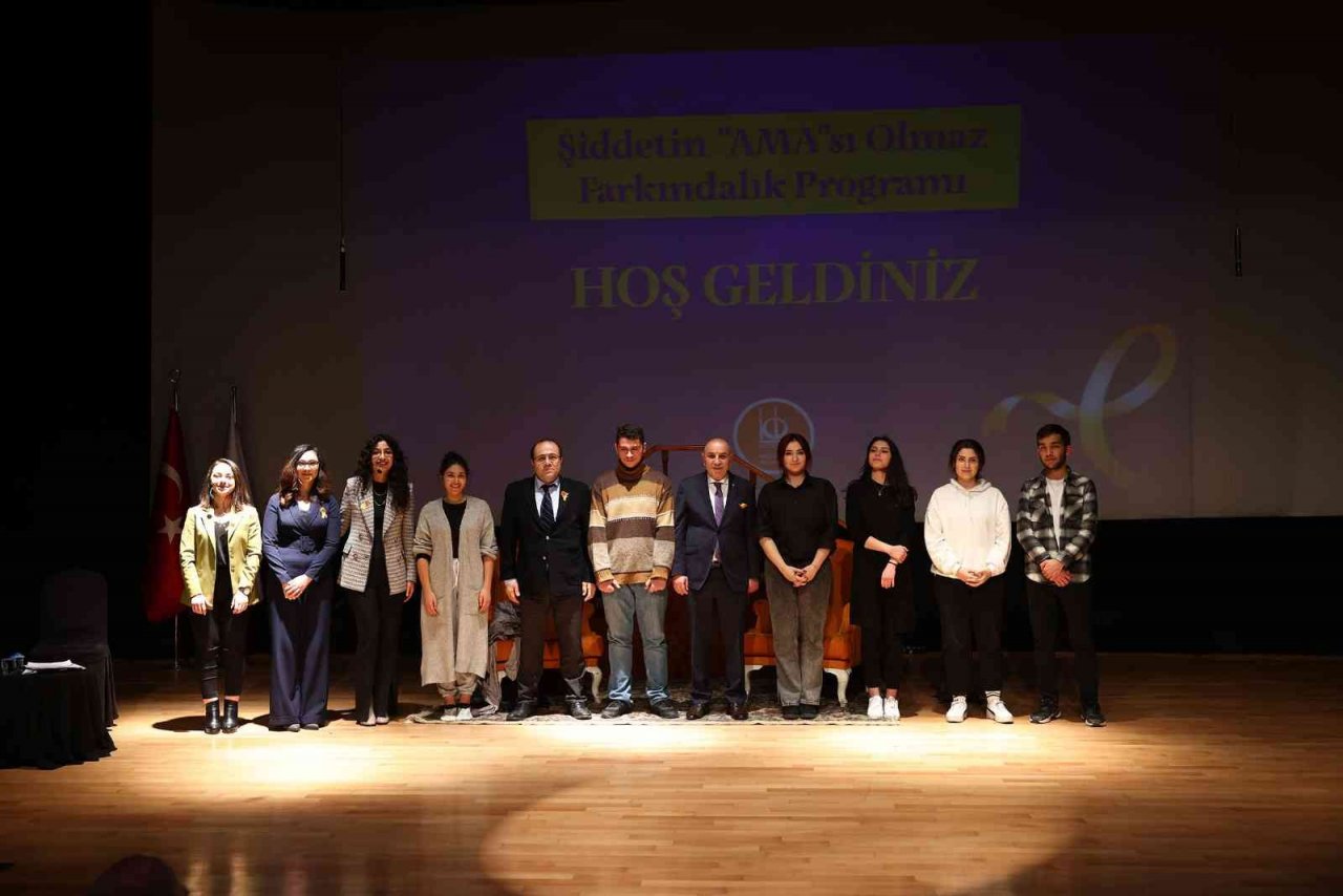 Başkan Altınok: “Kadına yönelik şiddet yiğitlik değil acizliktir"