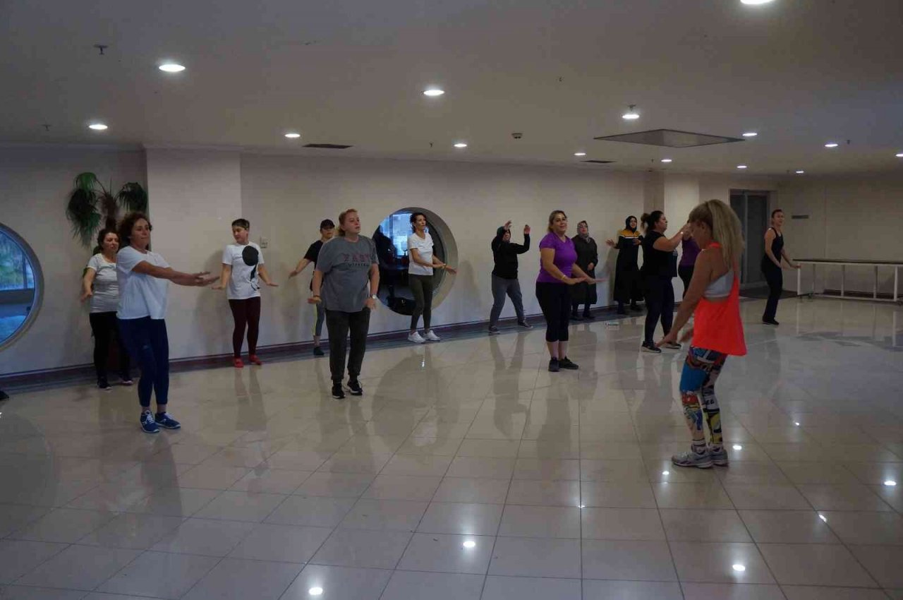 Marmaris Belediyesi’nden sabah sporu etkinliği