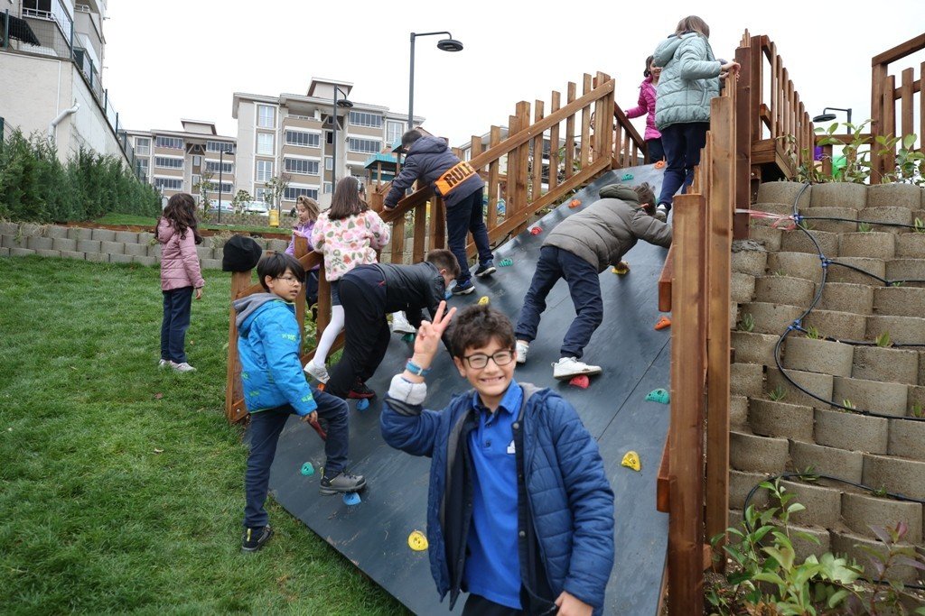 Kurtuluş Mahallesi’ne bir park daha kazandırıldı
