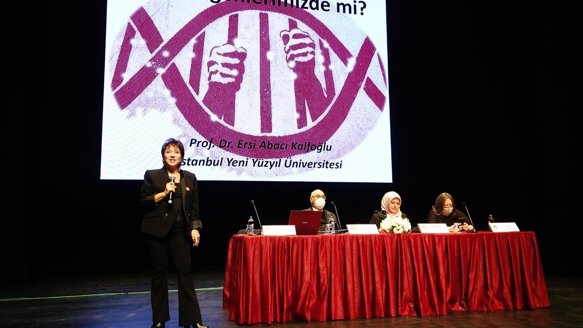 Zeytinburnu AKDEM’den Kadına Yönelik Şiddet Paneli