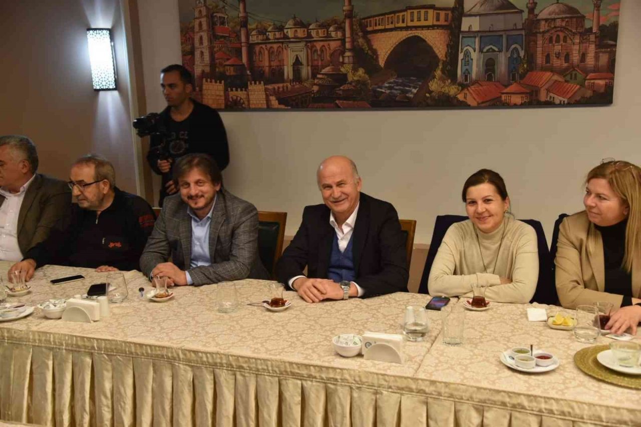 Ak kadrolar bir ve beraberce Türkiye vizyonu yolunda yürüyor