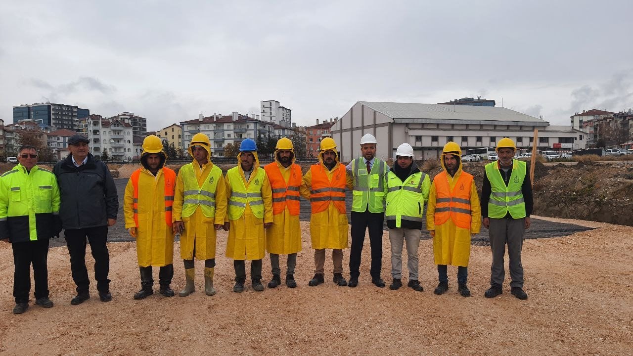 Niğde Stadyumu’nda ilk kazma vuruldu