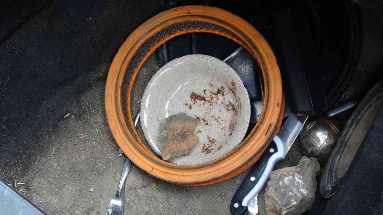 Ters yöne giren kural tanımaz sürücü yaya ve sürücülere korku dolu anlar yaşattı