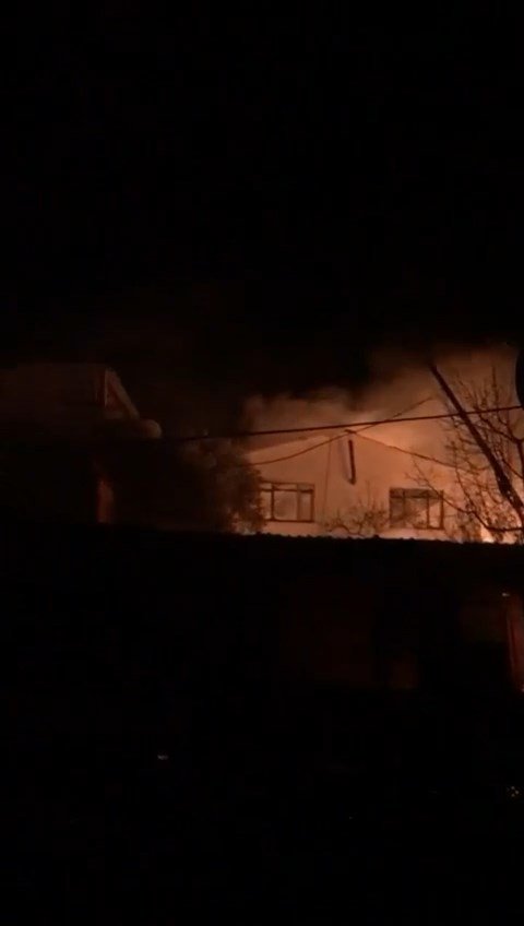 Bursa’da çiftlik alev alev yandı