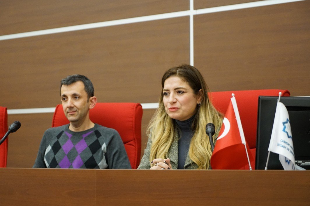 ÇAKÜ’de Rusya-Ukrayna Savaşını ele alındı