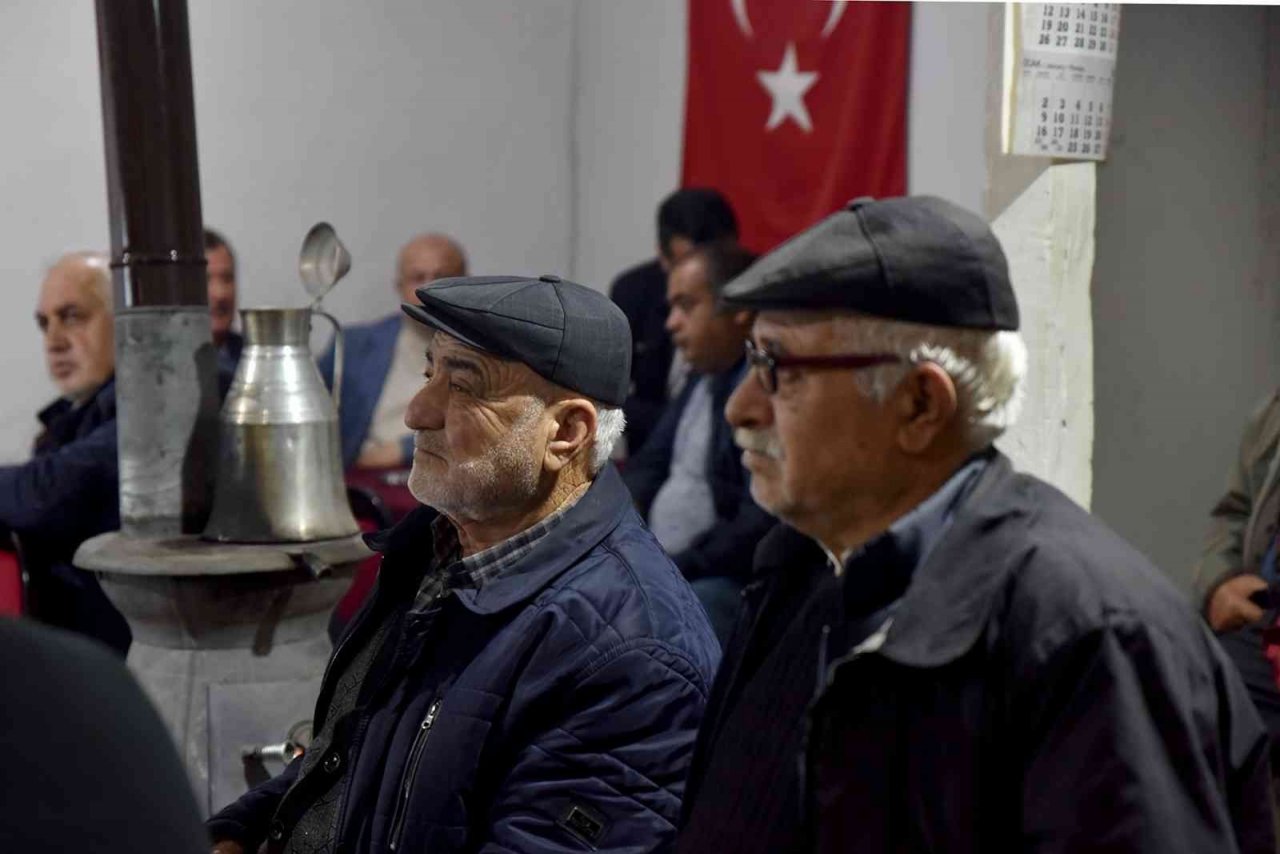 Çiftçi eğitim programları devam ediyor