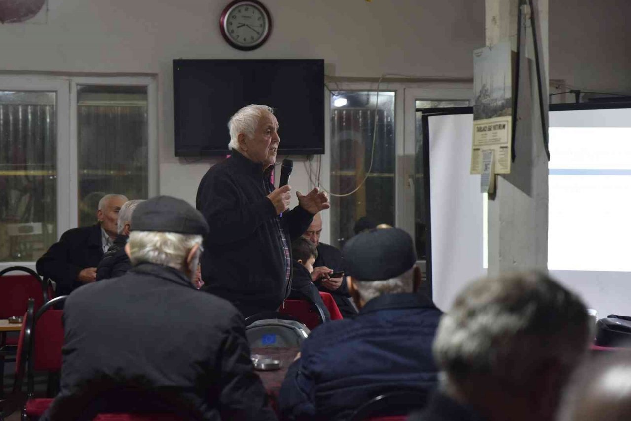 Çiftçi eğitim programları devam ediyor